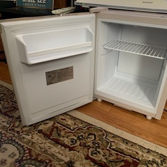 ツインバード　電子冷温庫　22L 2019年製の画像