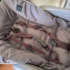 コンビ 電動ハイローチェアの画像