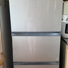 冷蔵庫の画像