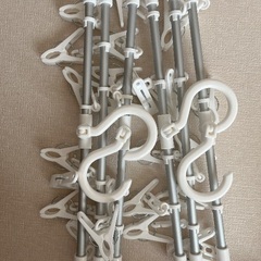 ニトリ　シーツが干せる伸縮アルミハンガー(24ピンチ)の画像