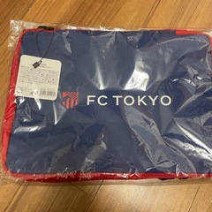 新品未使用　タブレットケース　タグ付き　コンプレッションバッグ　パソコンケース　FC TOKYOの画像