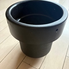 IKEAヴィンテルフィント　クリスマスツリー用スタンド　　　　の画像