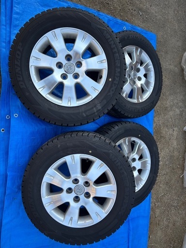 スタッドレスタイヤセット　　215/65R16