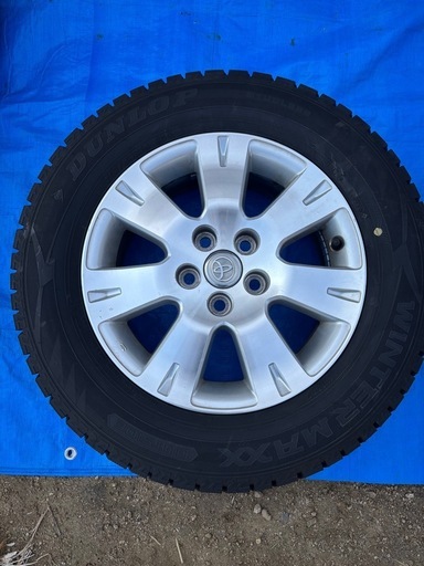 スタッドレスタイヤセット　　215/65R16