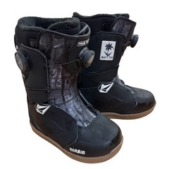 スノーボードブーツの画像