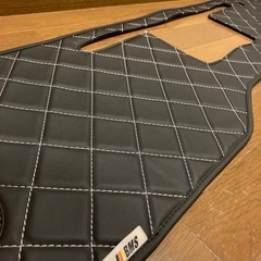 🉐美品/半額以下‼️ダッシュボードマットの画像