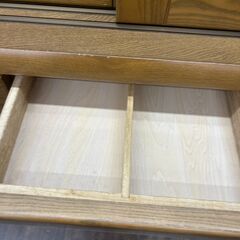 【リユ-スのサカイ広島石内店】ジモティ割！スライド扉食器棚/クリ-ニング済み/HG-8275/広島市 家具　佐伯区 家具　南区 家具　西区 家具　東区 家具　中区 家具　安佐南区 家具　安佐北区 家具　安芸区 家具　府中町 家具　海田町 家具　熊野町 家具　坂町 家具　廿日市市 家具			の画像