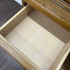 【リユ-スのサカイ広島石内店】ジモティ割！スライド扉食器棚/クリ-ニング済み/HG-8275/広島市 家具　佐伯区 家具　南区 家具　西区 家具　東区 家具　中区 家具　安佐南区 家具　安佐北区 家具　安芸区 家具　府中町 家具　海田町 家具　熊野町 家具　坂町 家具　廿日市市 家具			の画像