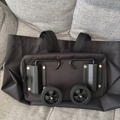 買い物バッグ（車輪付き）の画像
