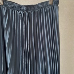 プリーツスカートの画像