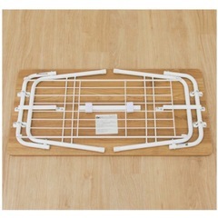 ニトリ折りたたみテーブル　シェルフ付きの画像