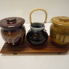 ☆▲調味料入れ　3点セット　和柄　まとめ　陶器　蓋物　和食器　和風　fの画像