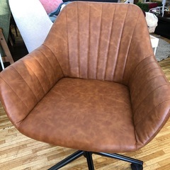 キャスター付き デスクチェア レザー オフィスチェア  合皮の画像