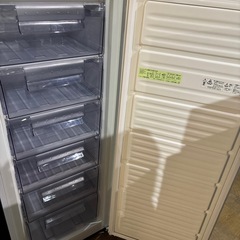 A-129 SHARP 1DR冷凍庫❗️ストッカー　2019年製の画像