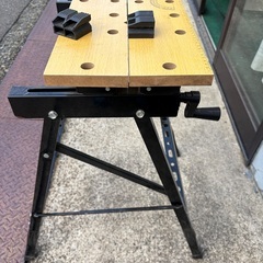 折りたたみ式ワークベンチ（作業台）の画像
