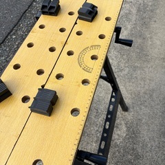 折りたたみ式ワークベンチ（作業台）の画像