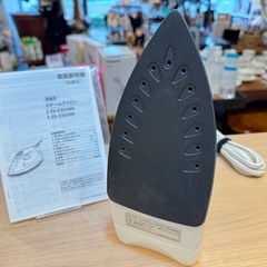 C7041【ニトリ】スチームアイロン ES-2350WHの画像