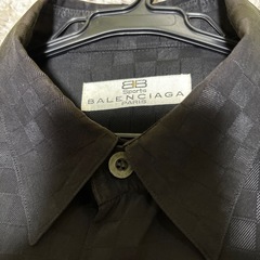 BALENCIAGAメンズシャツの画像