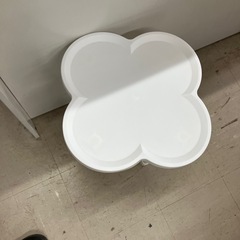 A2512-328 四葉 クローバーサイドテーブル 中古の画像