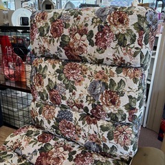 ⭐️激安⭐️ふかふかリクライニング座椅子の画像