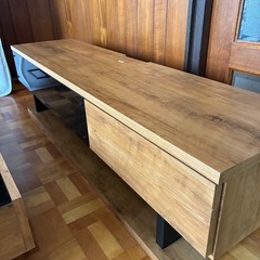 山梨県内配送無料 ガラスローテーブル テレビボードセットの画像