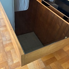 山梨県内配送無料 ガラスローテーブル テレビボードセットの画像