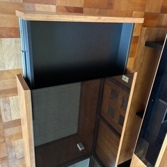 山梨県内配送無料 ガラスローテーブル テレビボードセットの画像