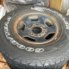 235\75\r15  6穴　グッドイヤーラングラーサイレントアーマー の画像