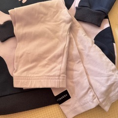 adidasの服セットの画像