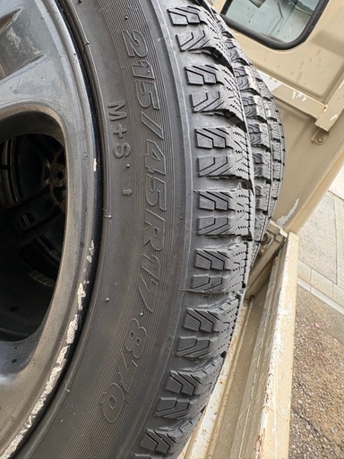 TOYO スタッドレスタイヤ　215/45R17ホイール付  溝あり