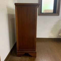 アンティーク家具　キャビネットの画像