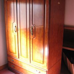 あげます 高級クローゼット タンスの画像