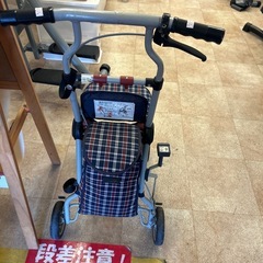座面付で、軽くて使いやすいボンベカー。の画像