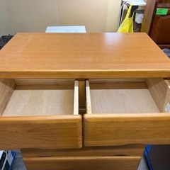 ナチュラル色　木製チェスト　6段タンスの画像