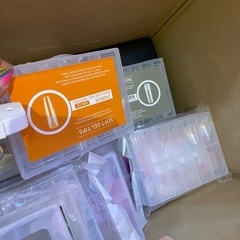 ネイルチップ長さだし用10点以上とフォーム、ダストブラシ3000円の画像