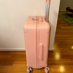 未使用キャリーケースの画像