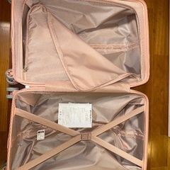 未使用キャリーケースの画像