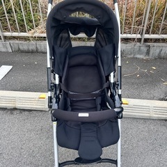 コンビ ベビーカーの画像