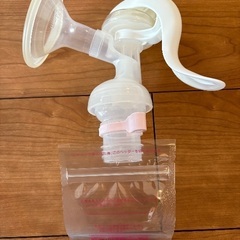 ピジョン　母乳アシスト手動さく乳器　母乳フリーザーパックアダプタ　中古の画像