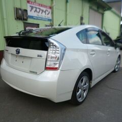 利息、手数料等一切なしの自社ローン対応。H２４プリウス　Sツーリングセレクション　ナビ　TV　Bカメラ　ETC　ディーラー車　検査受け渡しの画像