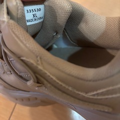 GU ベージュスニーカー　美品の画像