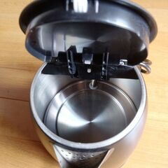 1L 電気ケトルの画像