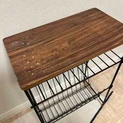 ニトリ　サイドテーブルの画像