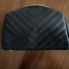 eleganceポーチ中古の画像