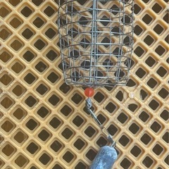 コマセカゴ3つ　一つはおもり付きの画像