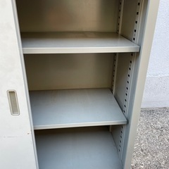 コクヨ　スチールキャビネット　幅約88センチ　高さ89センチ　奥行き約40センチ　鍵なしの画像