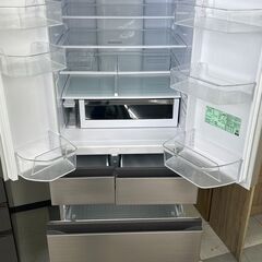 ★リユースのサカイ千葉中央店★ HITACHI 冷蔵庫 617L 24年製 動作確認／クリーニング済み TC5738の画像