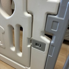 ベビーサークルの画像