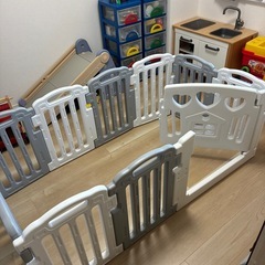 ベビーサークルの画像