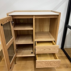 天然木×大理石風天板 モダンな多機能キャビネット/サイドボードの画像